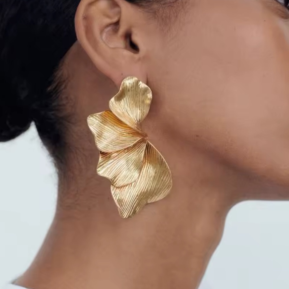 Sofia - ZAA Irregular Earrings  2025 Trend